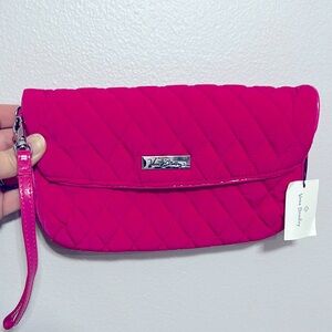 NWT- VERA BRADLEY FUCHSIA QUILTED FOLDED FLAP WRISTLET PURSE.